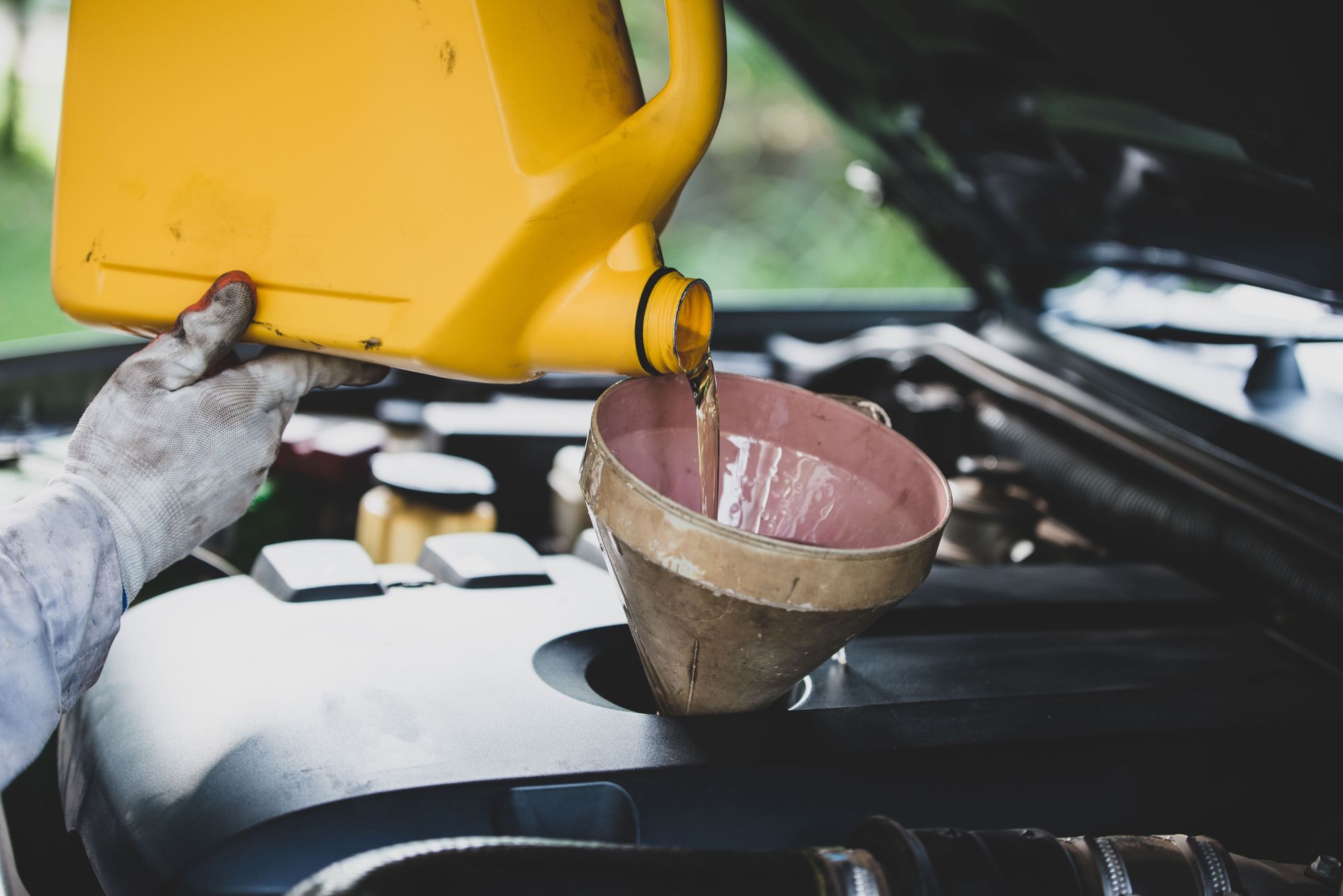 Why Most Hydraulic System Failures Start With Poor Additive Selection
